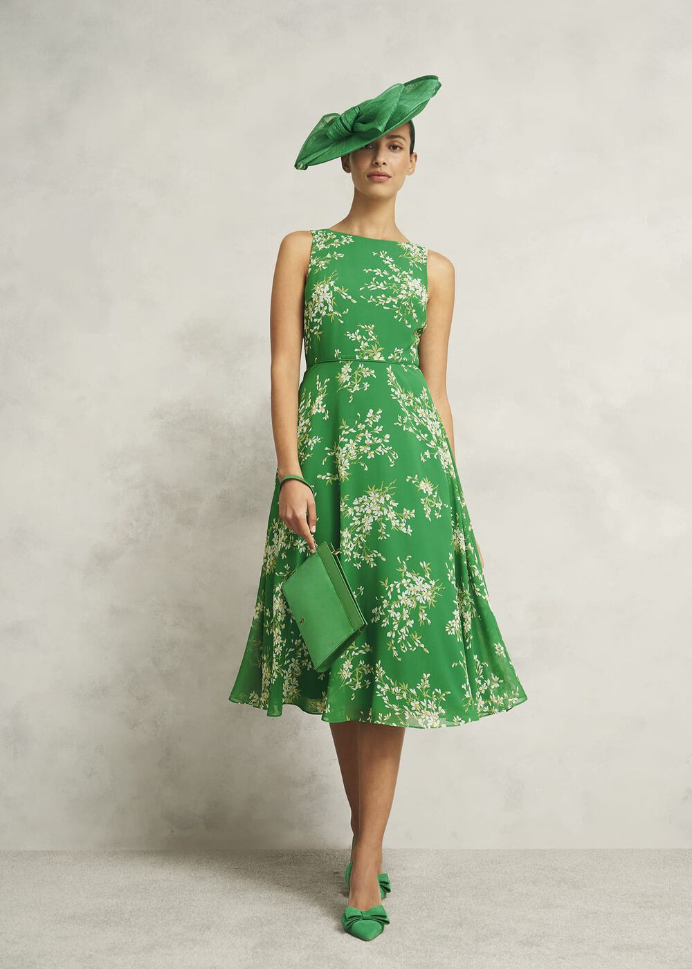 Catherine Wristlet, Cilantro Green, hi-res
