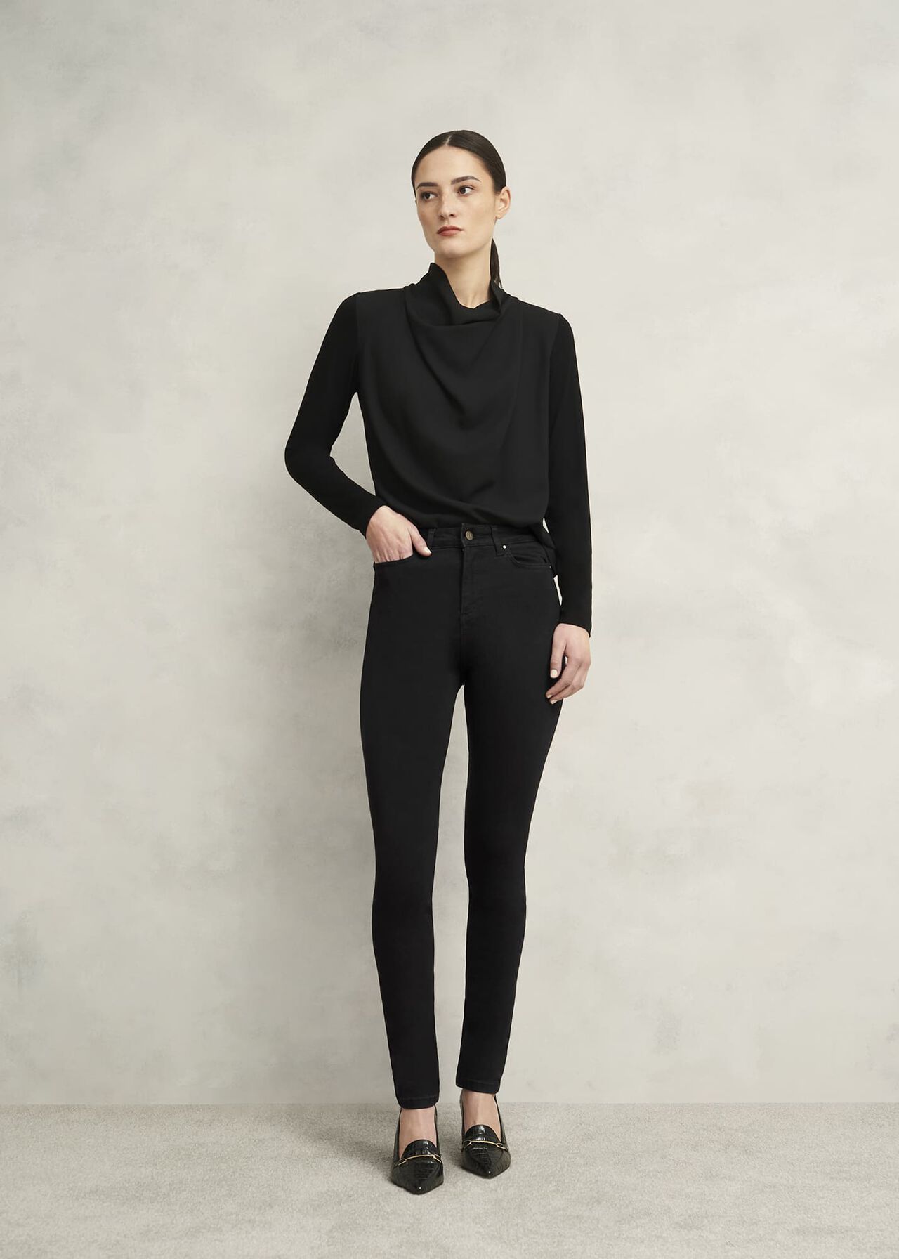 Gia Sculpting Jeans With Stretch , Black, hi-res