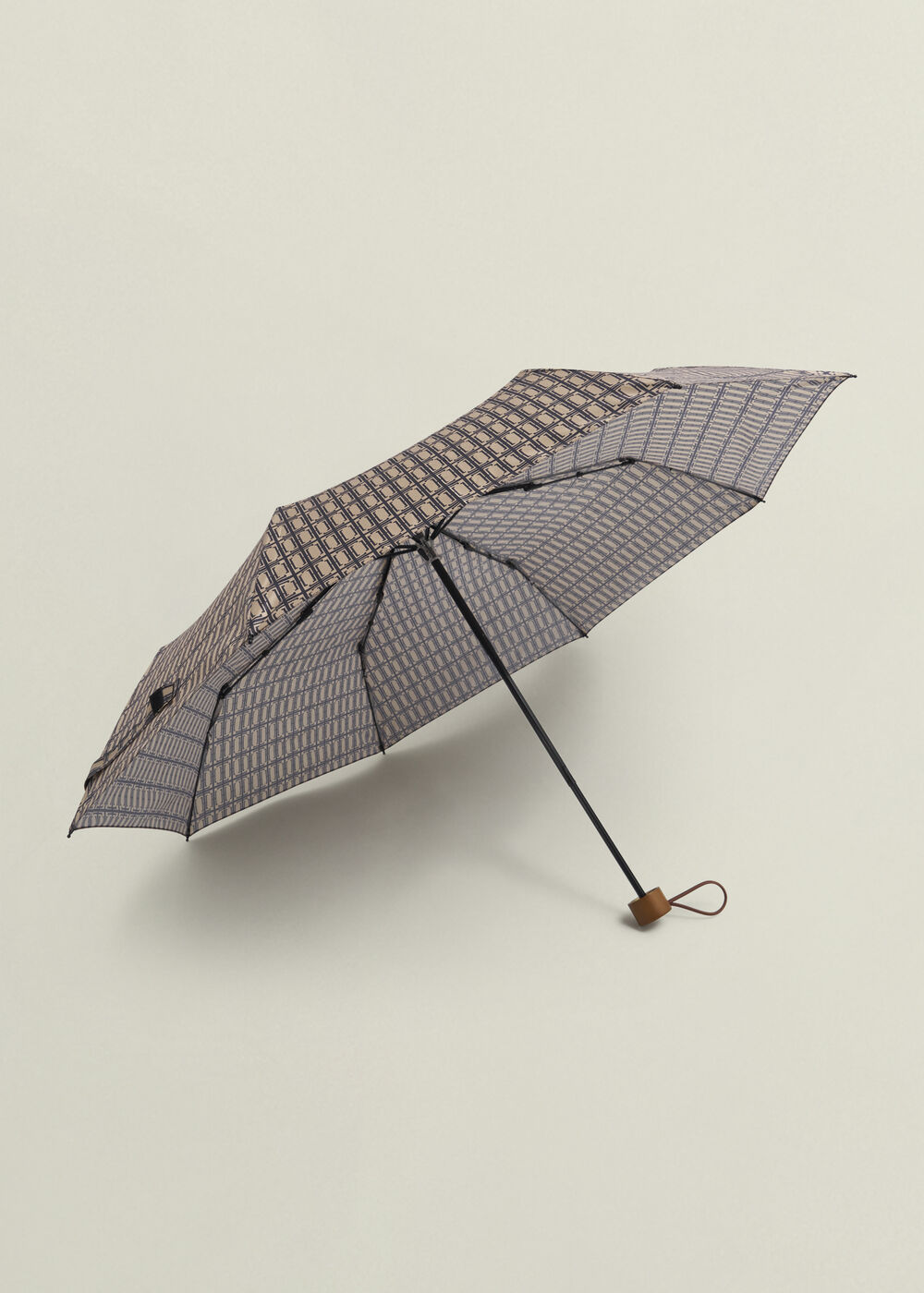 Gwp Compact Umbrella, Black Camel, hi-res