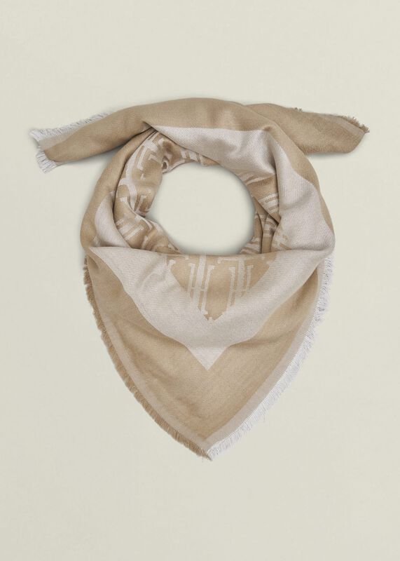 Mora Scarf