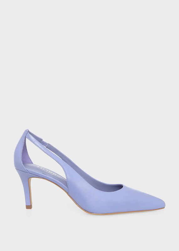 Natasha Pumps