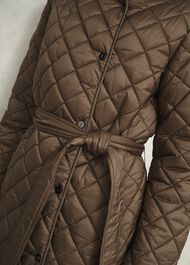 Ines Puffer, Mink, hi-res