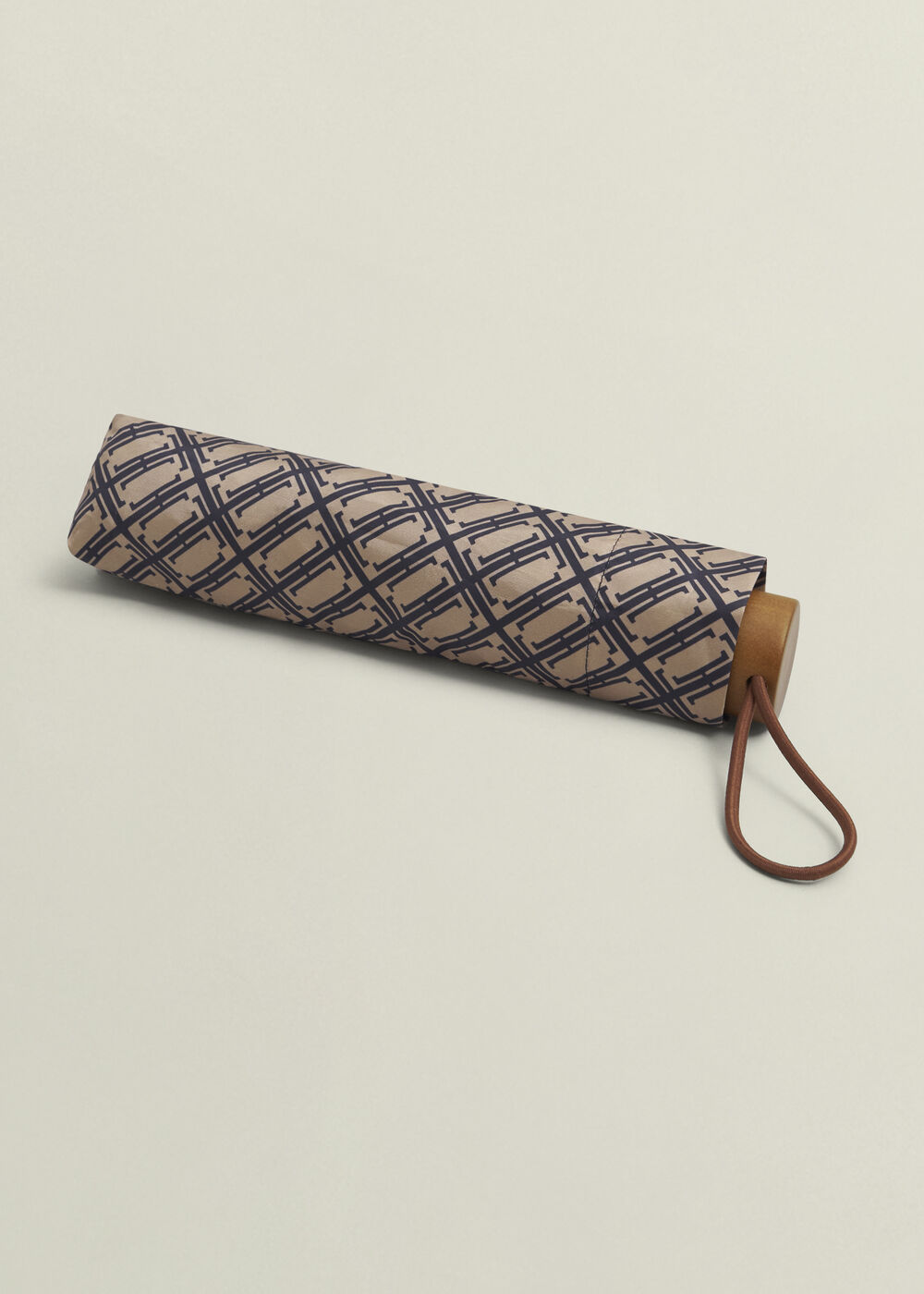 Gwp Compact Umbrella, Black Camel, hi-res