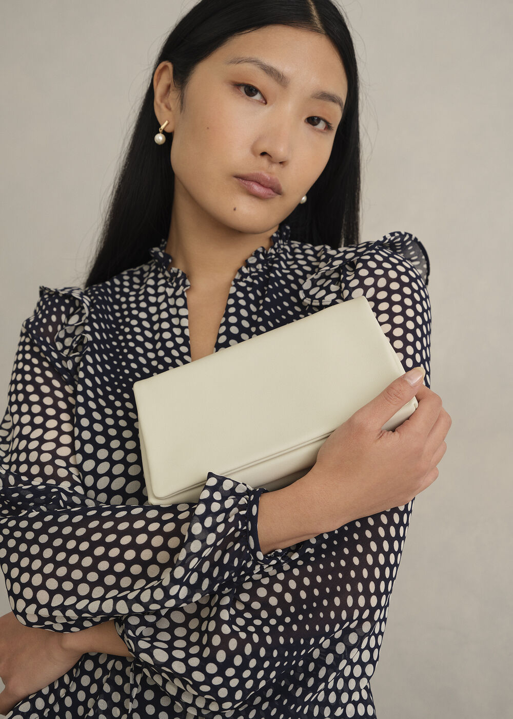 Jas Pearl Clutch, Warm Ivory, hi-res