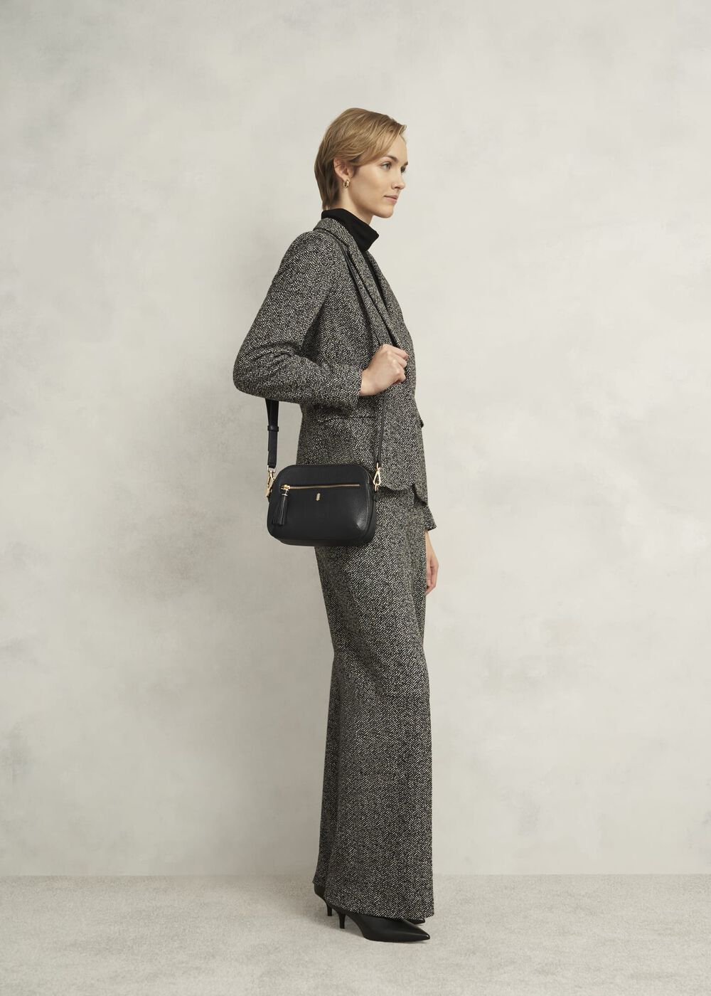 Carlton Crossbody Bag, Black, hi-res