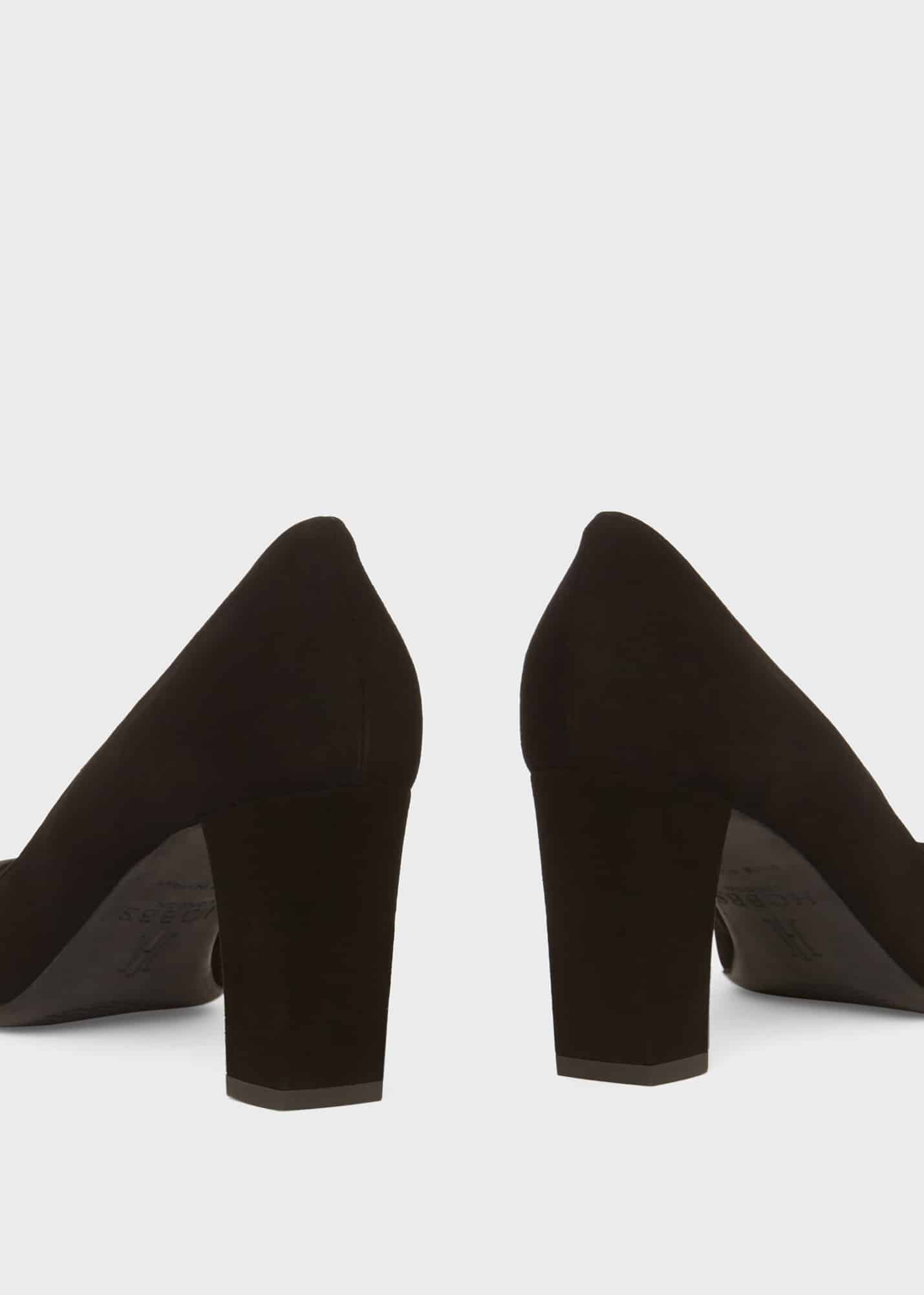 black block heel court shoe
