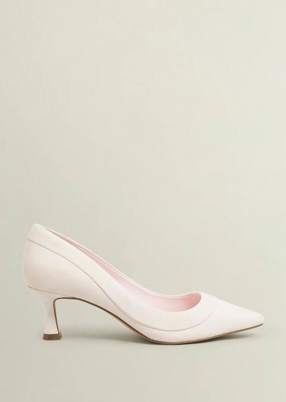 Faye Pumps