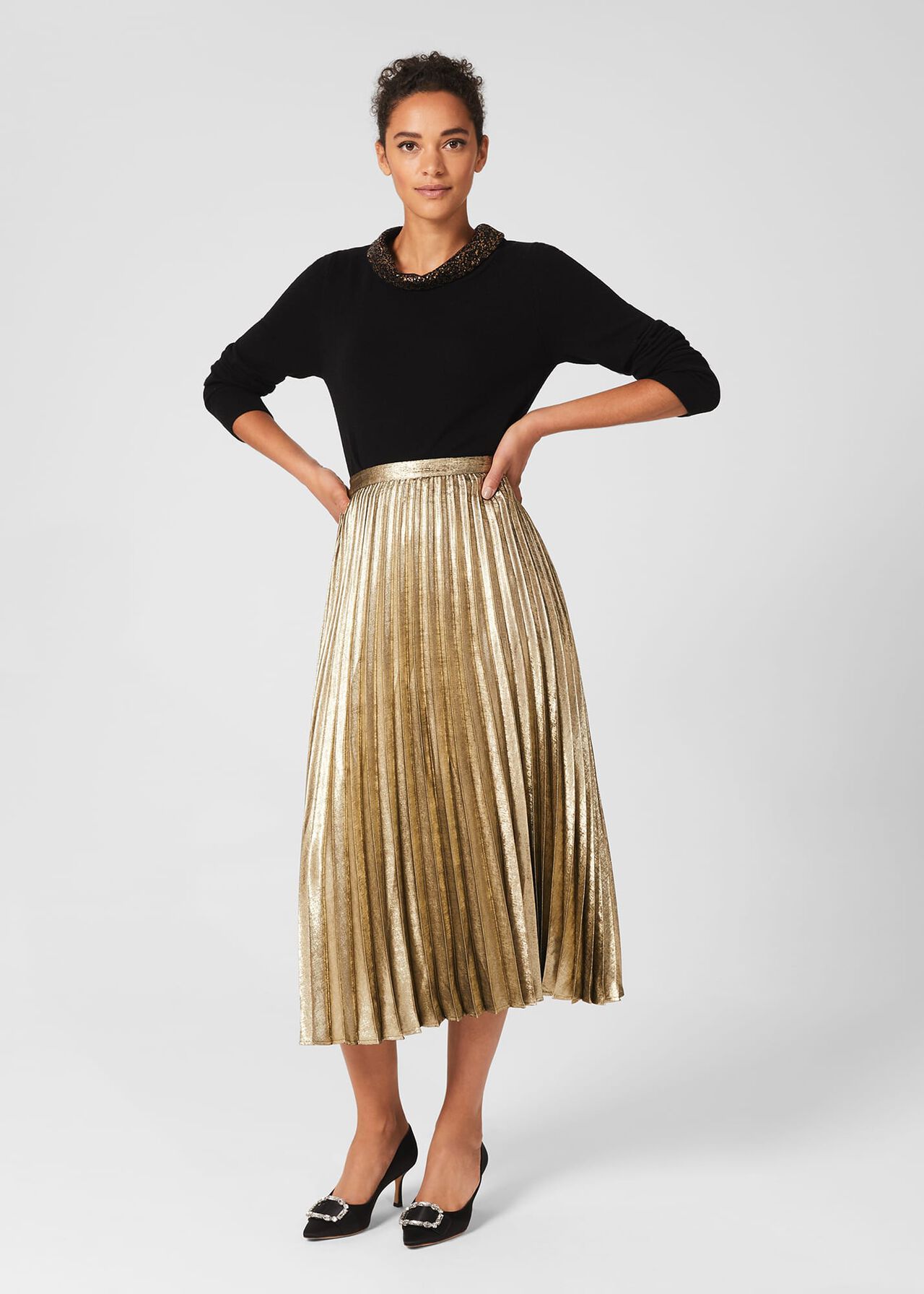 Golden Pleated Skirt | lupon.gov.ph
