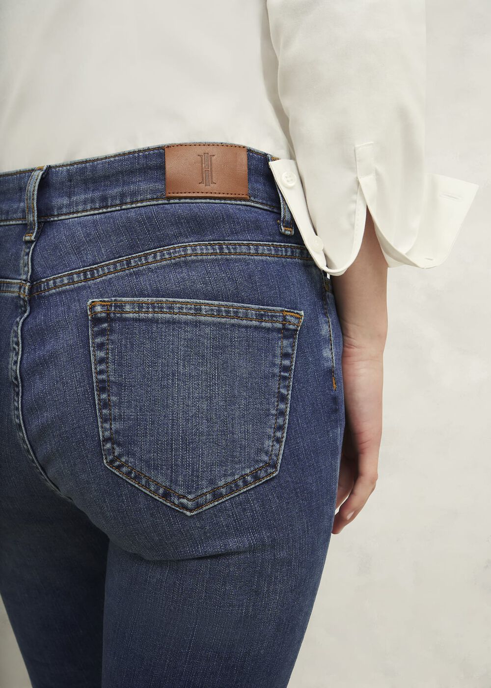 Macy Slim Jeans, Mid Wash, hi-res