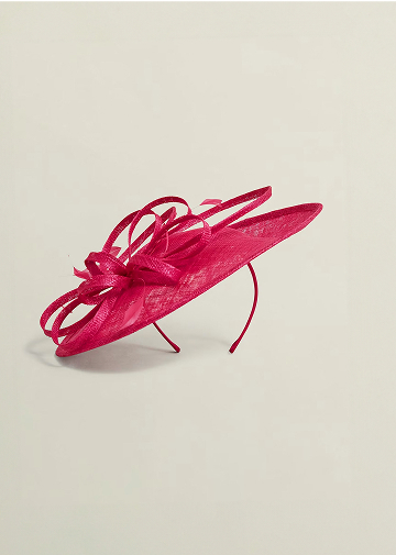 A gallery of six product images of Hobbs fascinators.